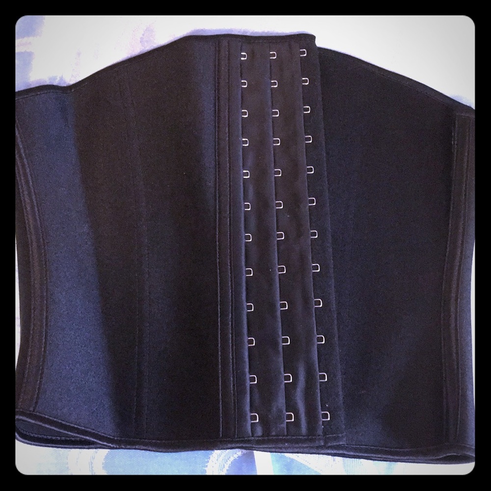 Waist trainer corset